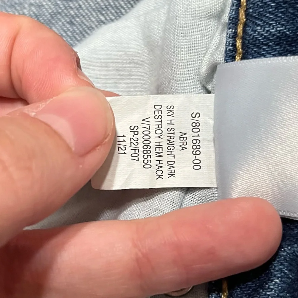 Old Navy Extra High Rise Sky-Hi Straight Secret Smooth Pockets Jeans